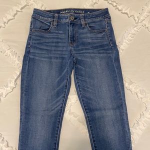 American Eagle Size 4 Jegging